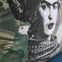 Almofada Exclusiva Frida Kahlo em Veludo
